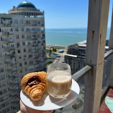 Удобные Апартаменты С Видом На Море Батуми Екстериор снимка